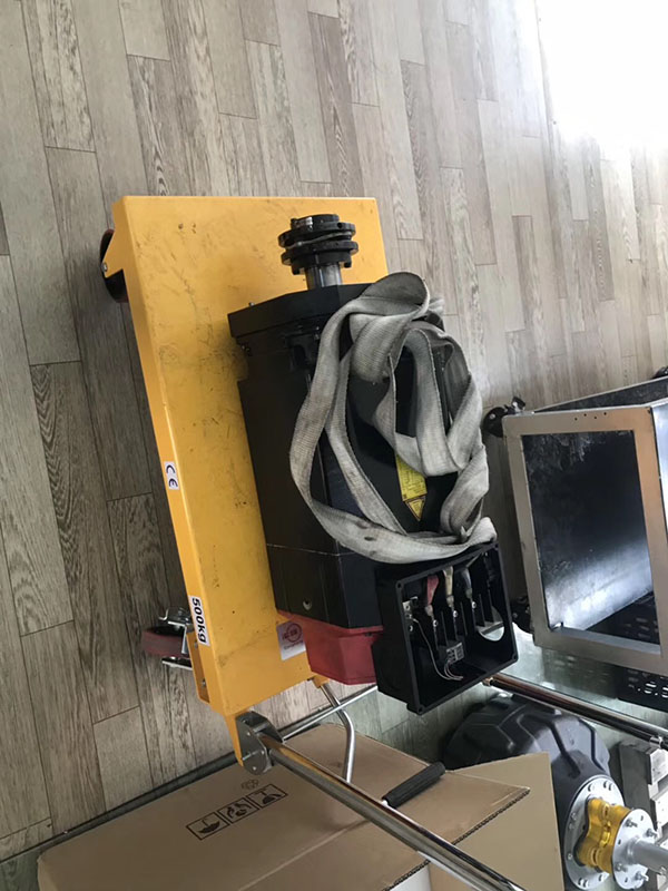 伺服電機